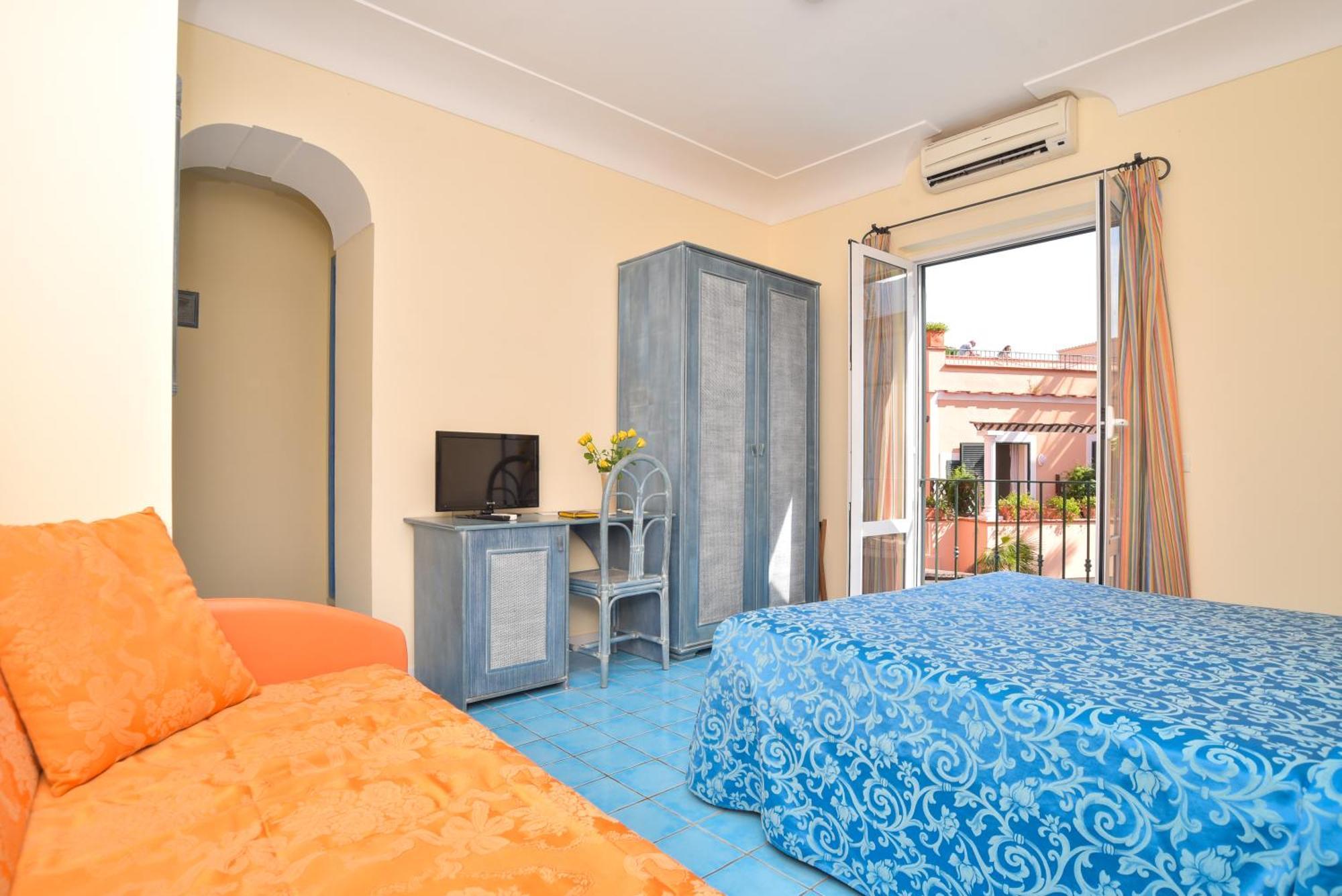 Hotel Terme Zi Carmela Forio di Ischia Esterno foto